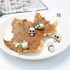 Miniature Realistic Skulls Set - Spooky Skeleton Head Ornaments for Halloween Tabletop Decor and Haunted House Party Props