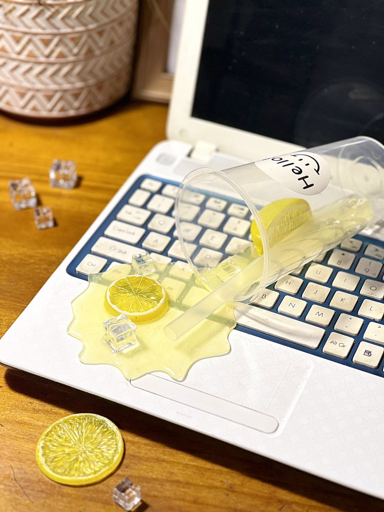 3D Simulation Spilled Drink Phone Stand - Creative Desktop Ornament & Novelty Phone Holder - Realistic Fake Soda & Coffee Cup Decor for Office and Home