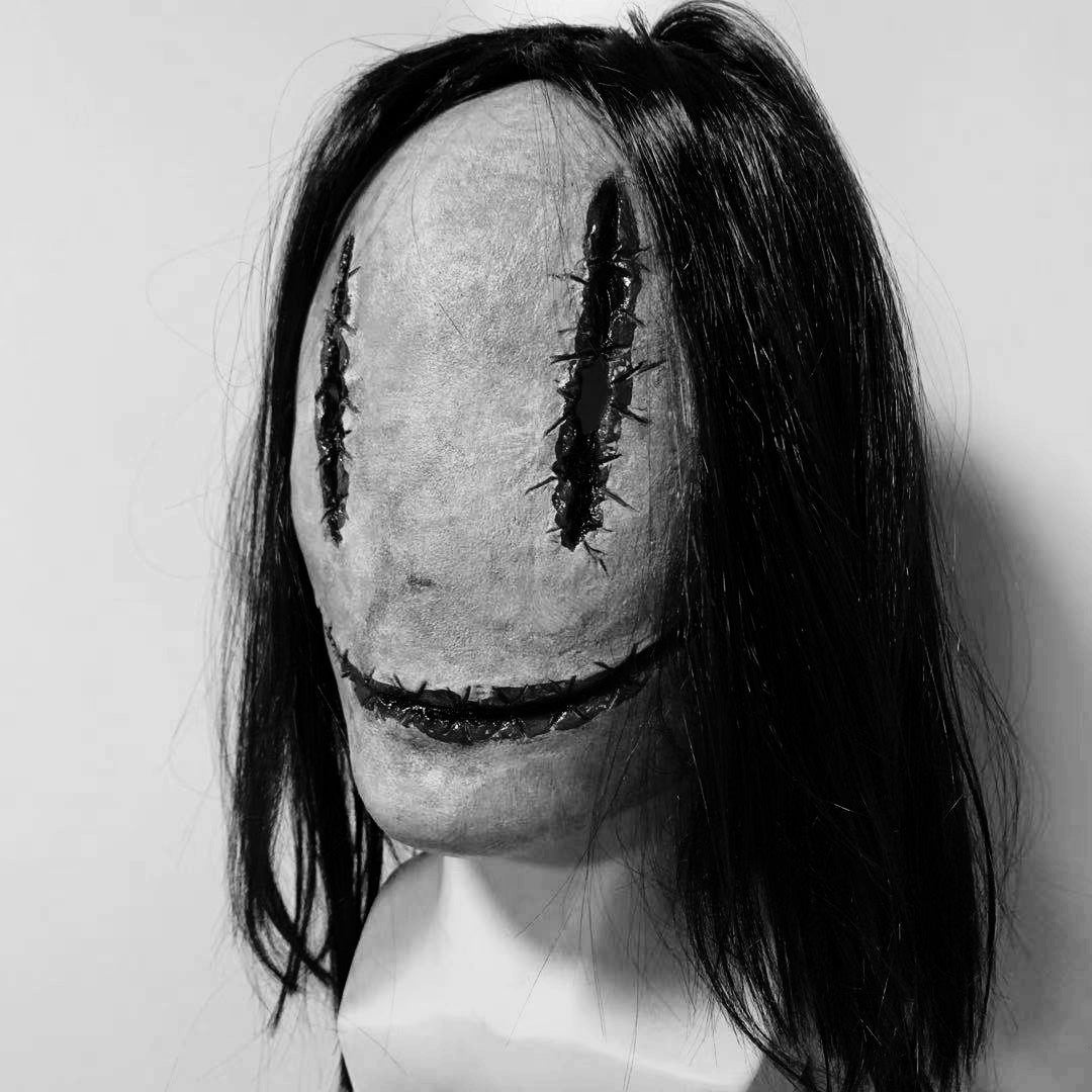 Haunting Long Hair Ghost Mask - Realistic Horror Headgear for Halloween Cosplay, Haunted House Props, and Creepy Costume Parties
